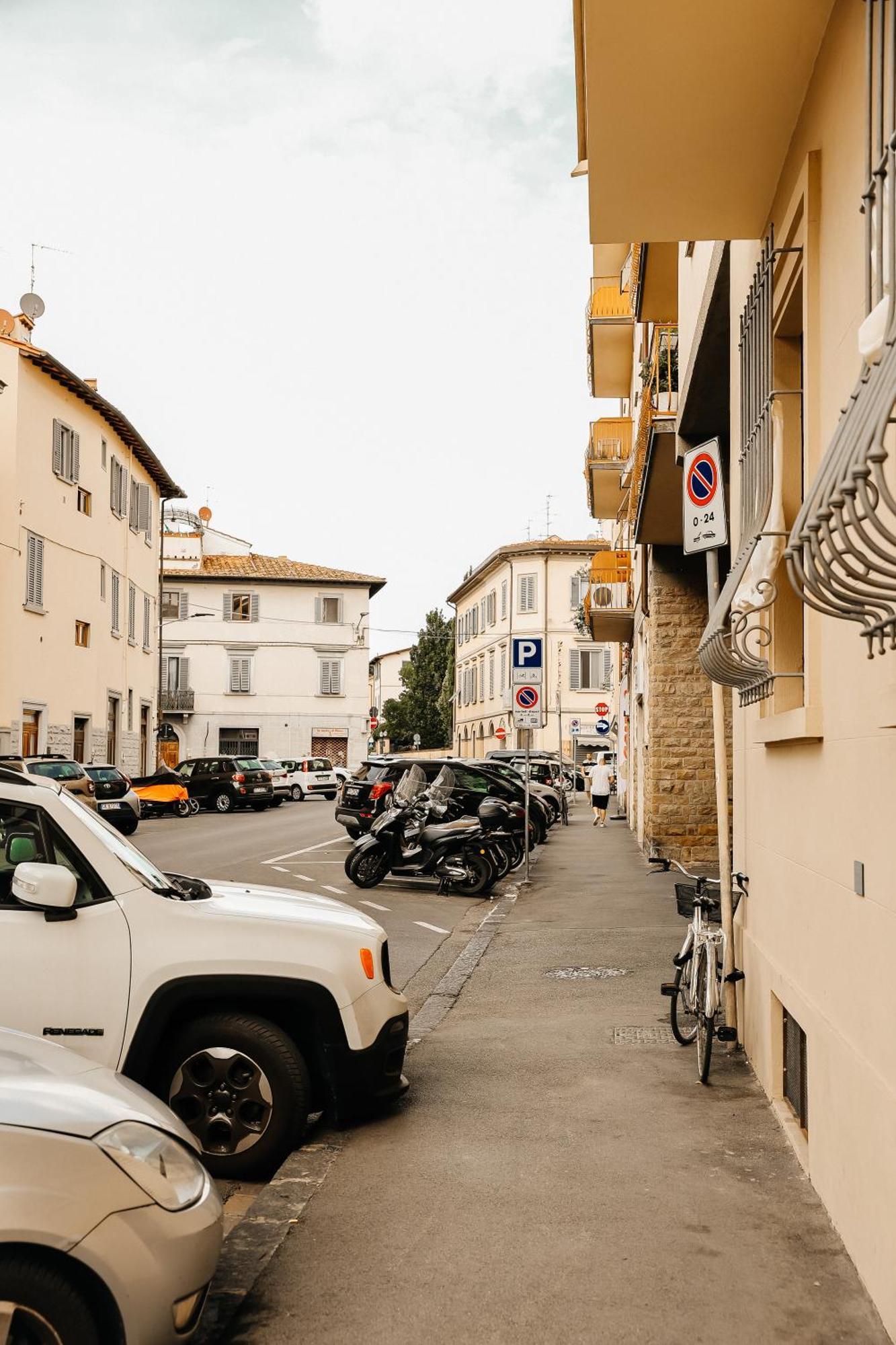 Modern Apartments In The Heart Of Florenţa Exterior foto